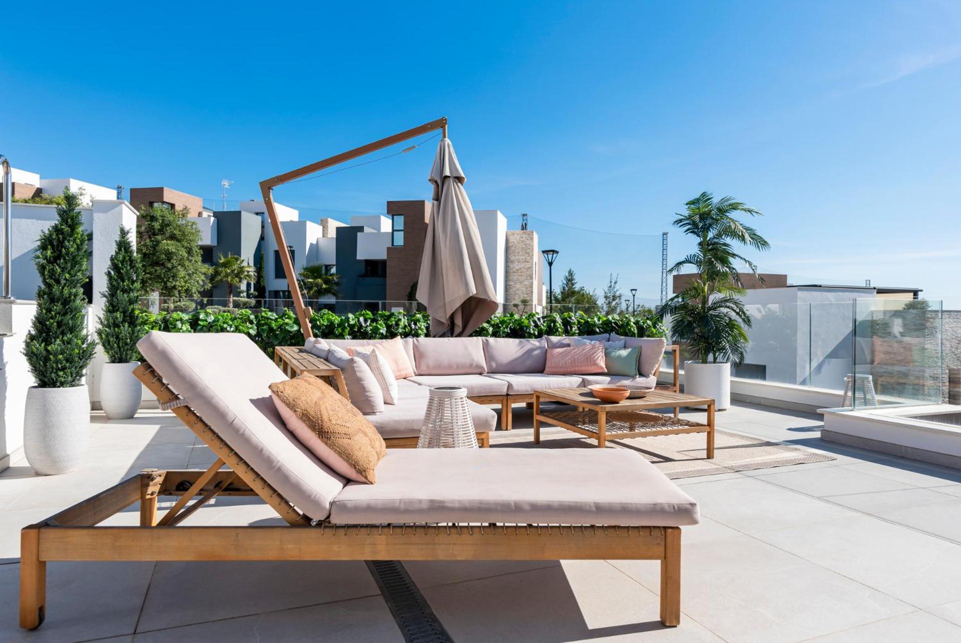 Casa Hermano - Private Pool Penthouse Apartment Marbella